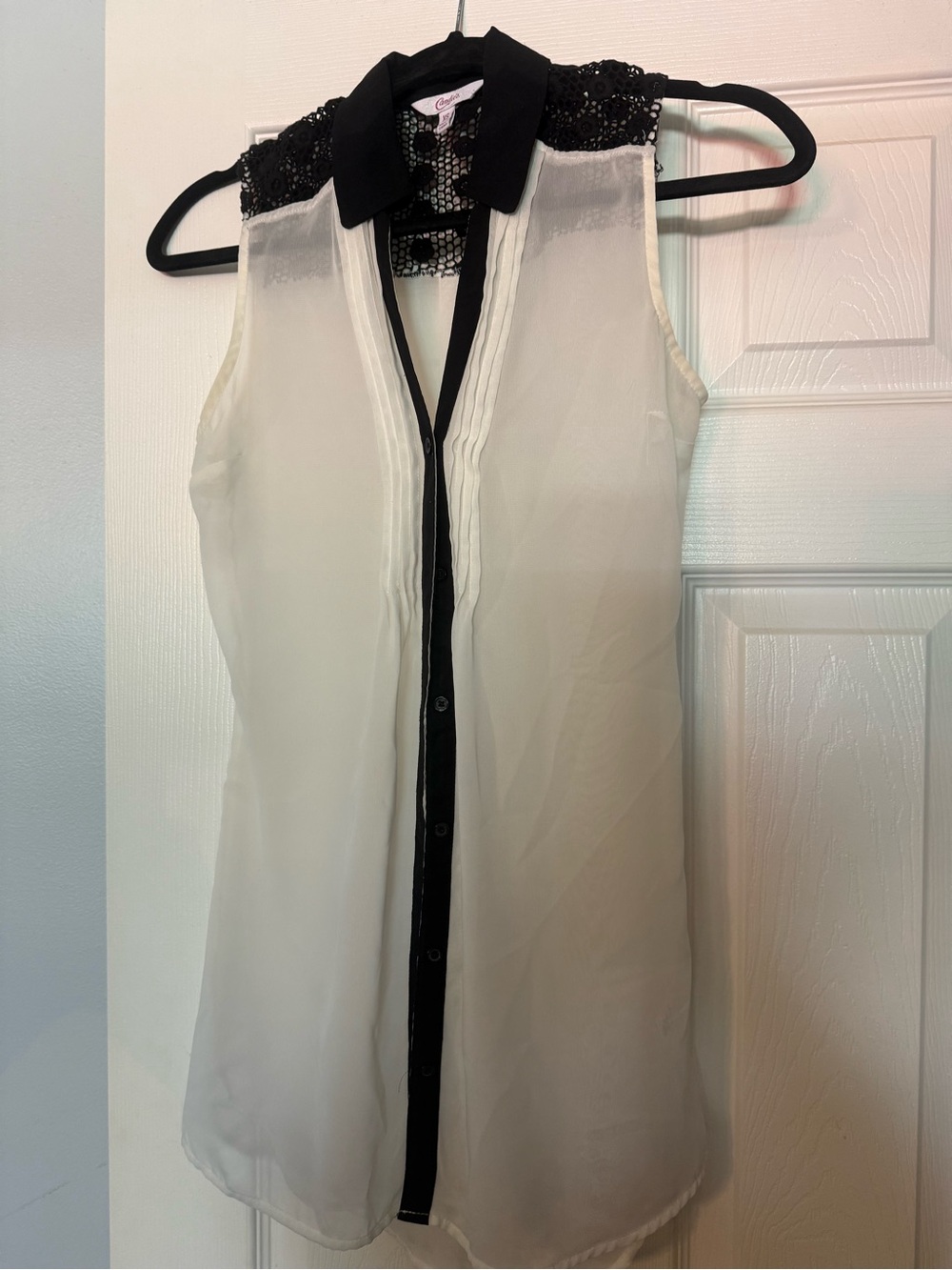 Candie's Black & White Sleeveless Lace-Yoke Button Front Blouse